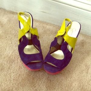 Jessica Simpson stilettos